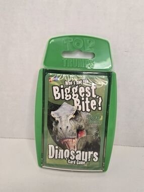 Top Trumps Dinosaurs Card Game - Green Plastic Case Ages 6+ 2-6 Players 15 Min